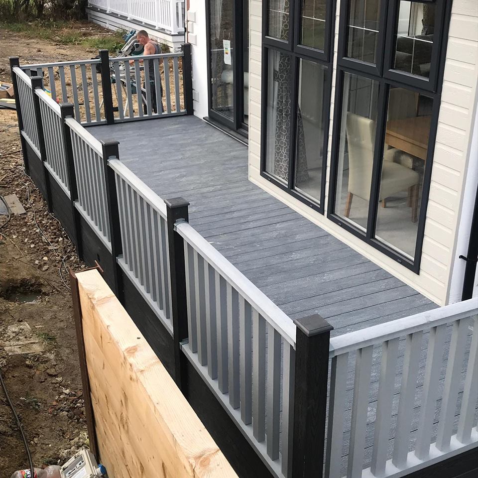 32 - HOSUNG WPC Composite