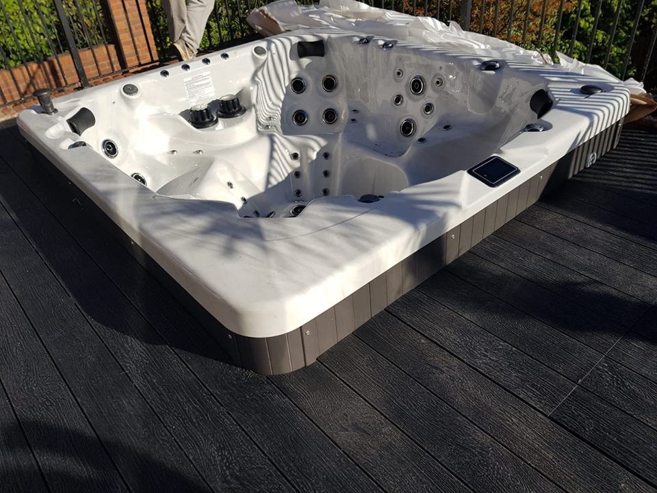 37 - HOSUNG WPC Composite