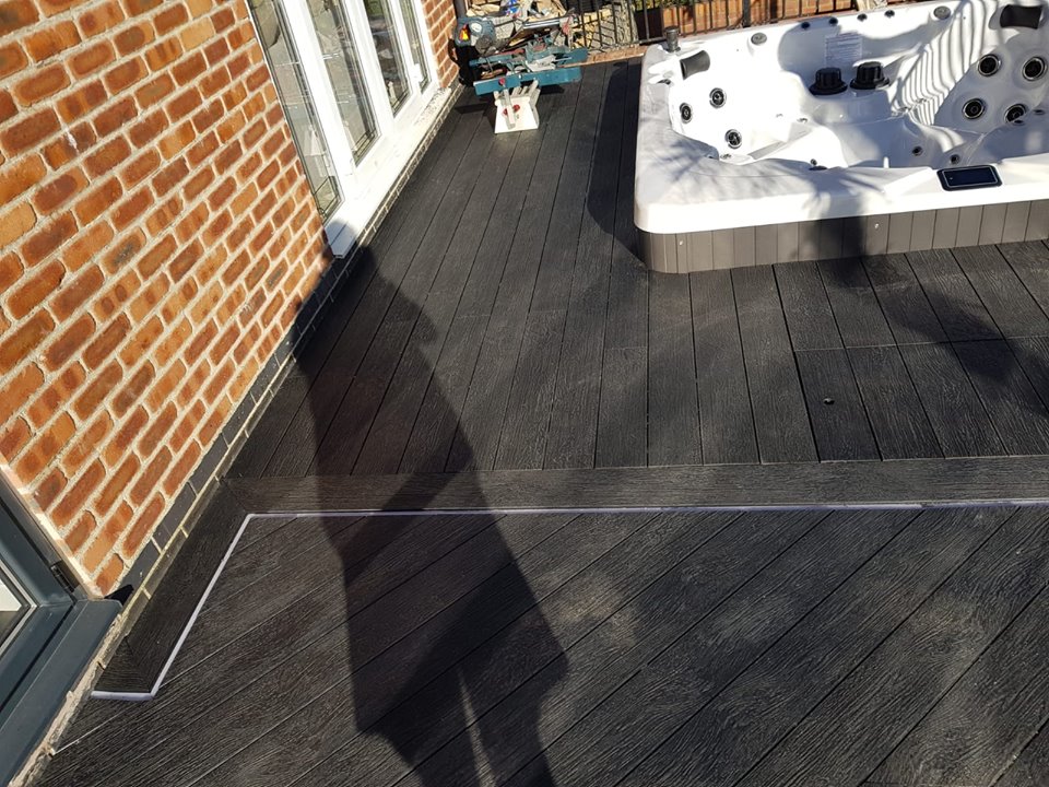 38 - HOSUNG WPC Composite