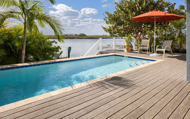 what is the best composite decking for full sun